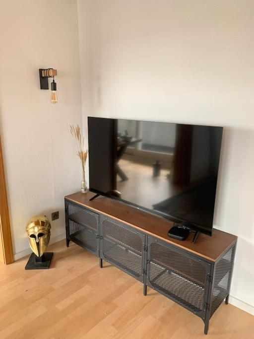 Tolle Wohnung Mit Panoramablick Weinheim Bagian luar foto