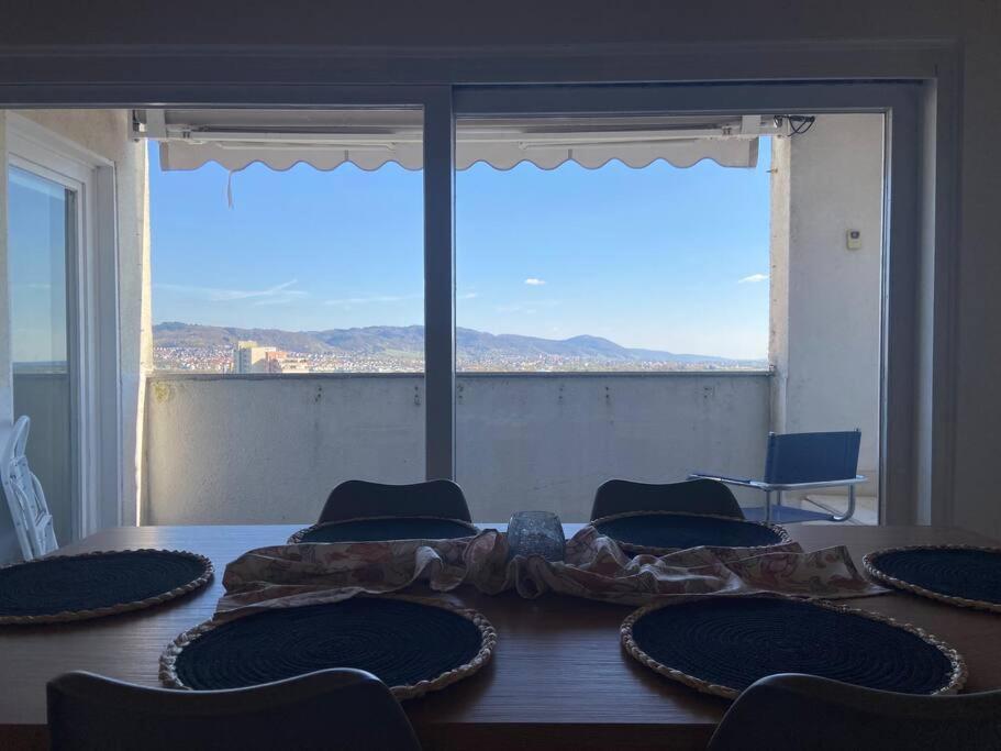 Tolle Wohnung Mit Panoramablick Weinheim Bagian luar foto