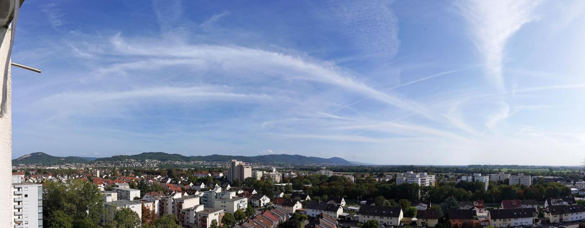 Tolle Wohnung Mit Panoramablick Weinheim Bagian luar foto